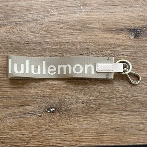 Lululemon never lost keychain
